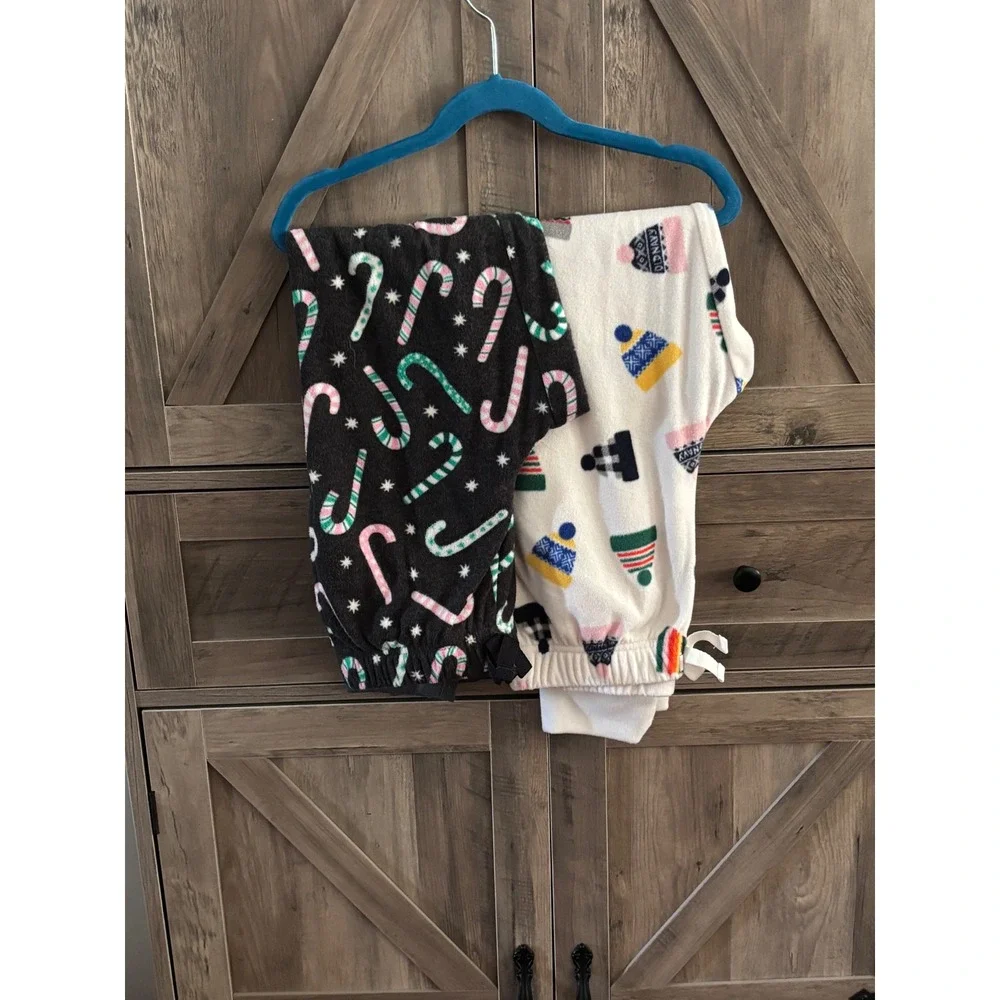 Old Navy Girls M 8 Fleece Pajama Pants Lot 2 Candy Cane Winter Beanie Joggers